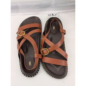 ZARA FLAT LEATHER SANDALS WITH CRISS-CROSS STRAPS - BRAND NEW WITH TAG- SIZE 8